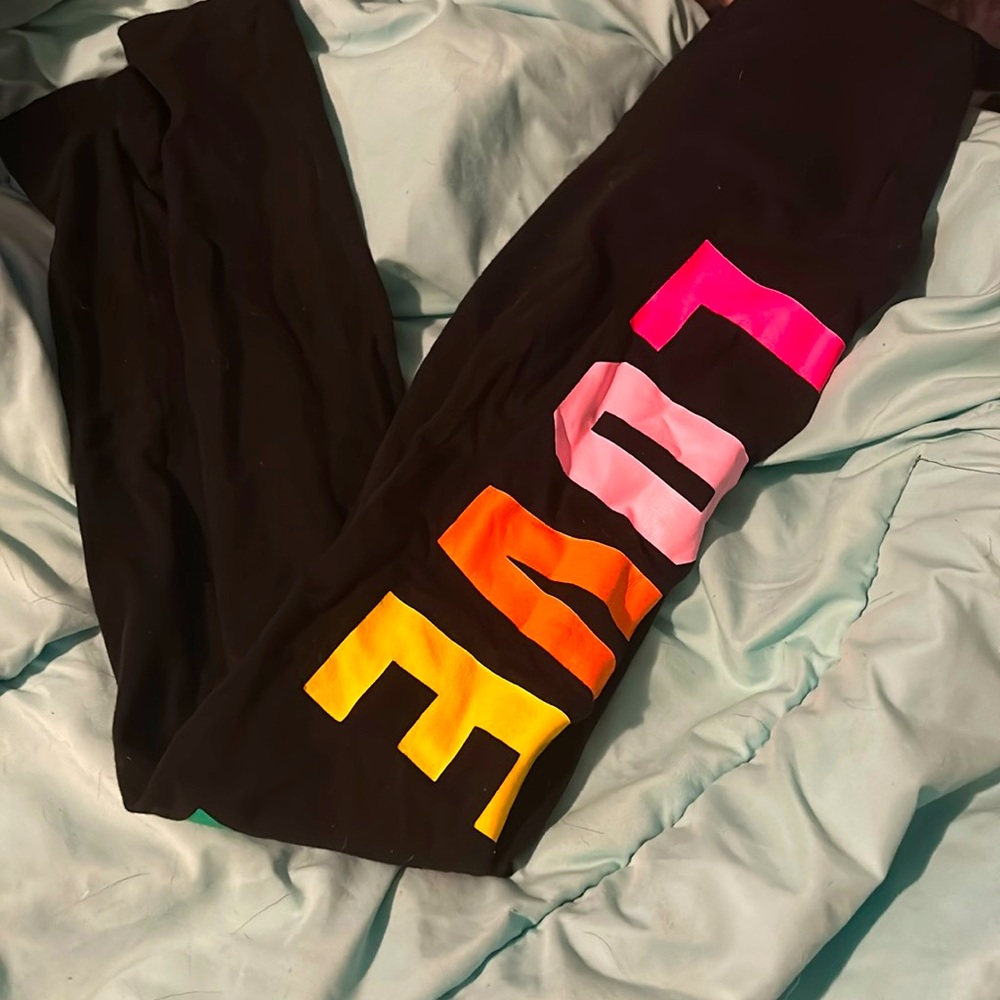 fairly new victoria secret pink leggings